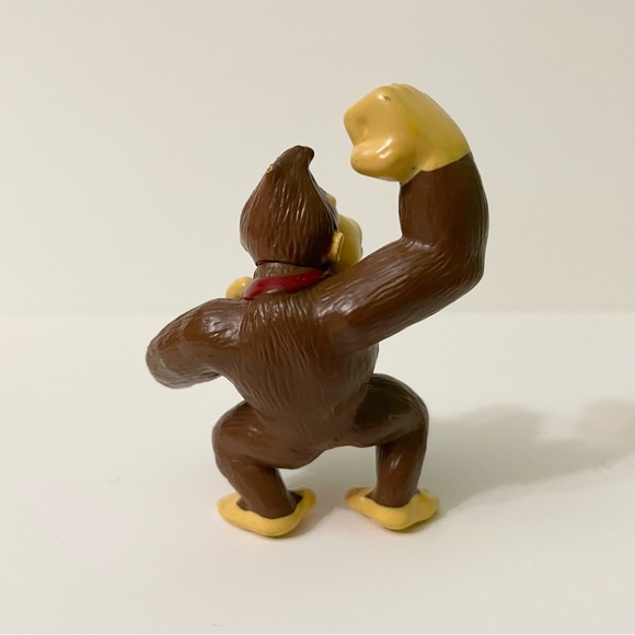 DK Donkey Kong Country Nintendo PVC Mini Figure - Picture 4 of 11